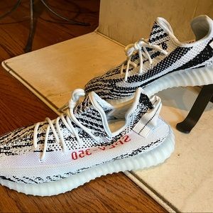 Never Worn Boost 350 V2 Zebra Size 9.5